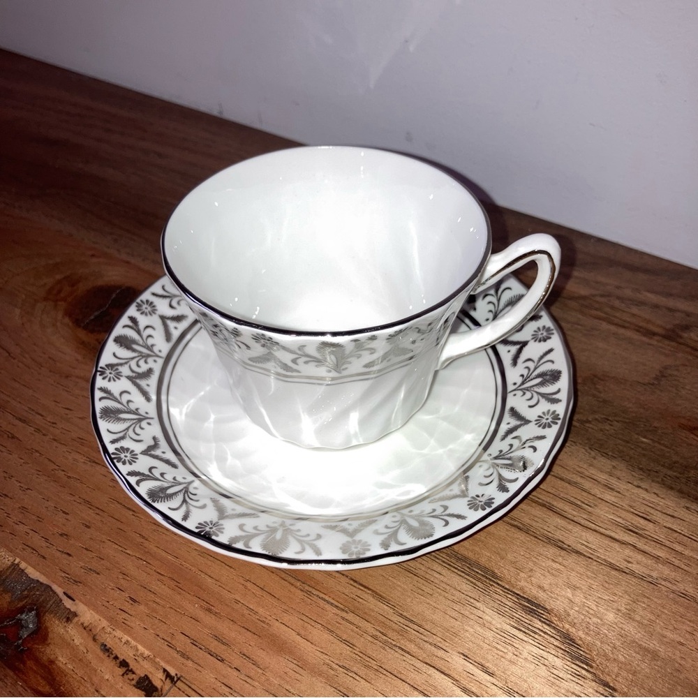 (2/$12)☕️ Vintage Silver Detail Bone China Teacup & Saucer Set - Delphine